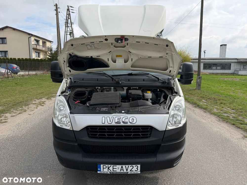 Iveco 35C15 * 3.0 / 150KM * Skrzyniowy * Rozstaw osi: 4.1m * Koła bliźniacze * Rama do zabudowy * - 20