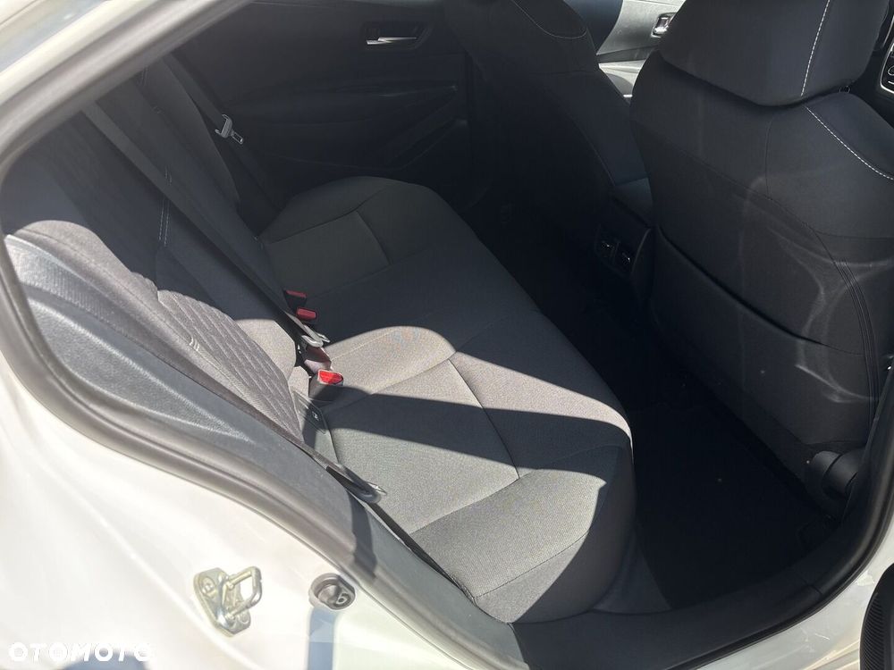 Toyota Corolla - 27