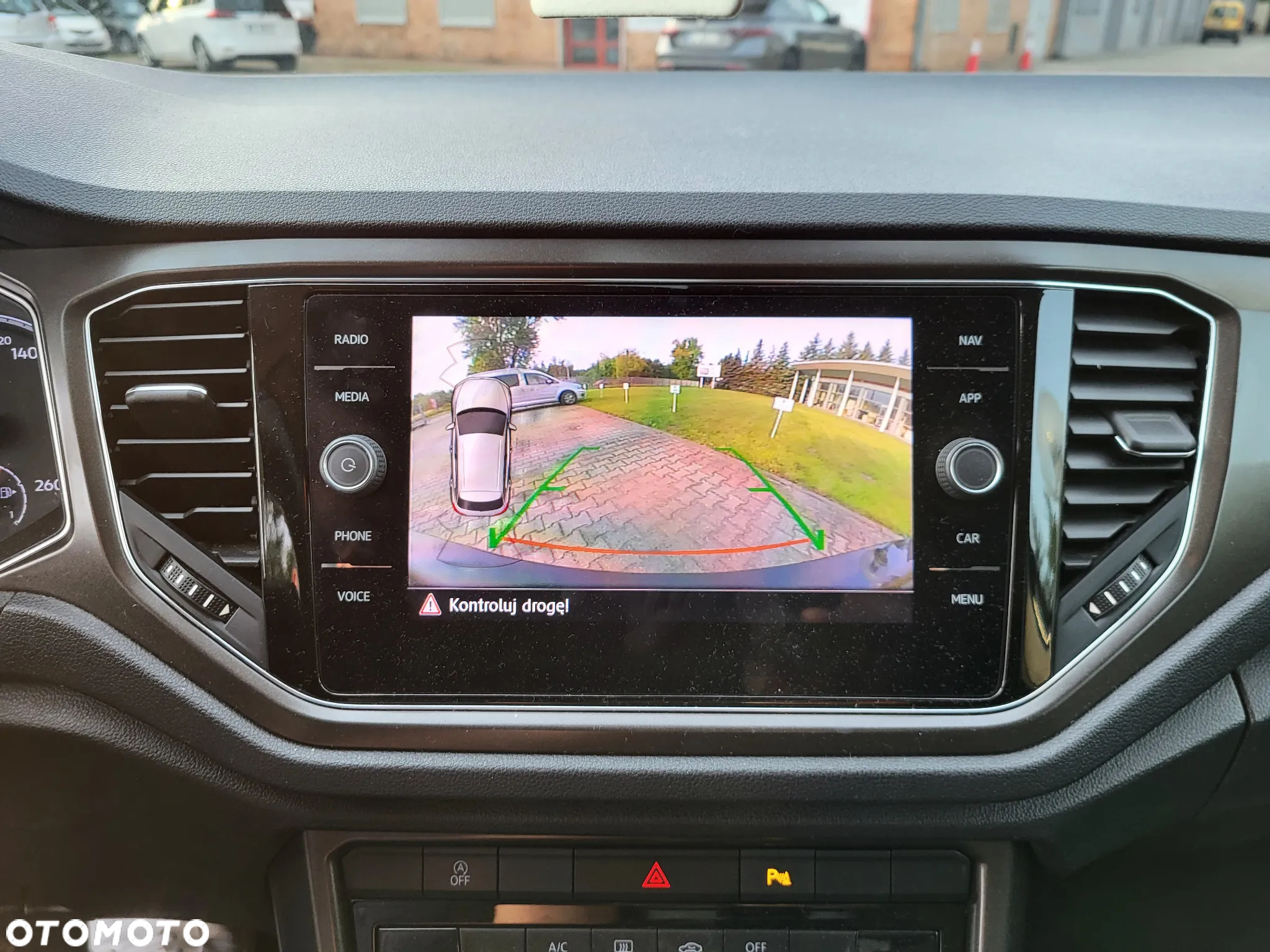 Volkswagen T-Roc 1.5 TSI ACT Advance DSG - 14