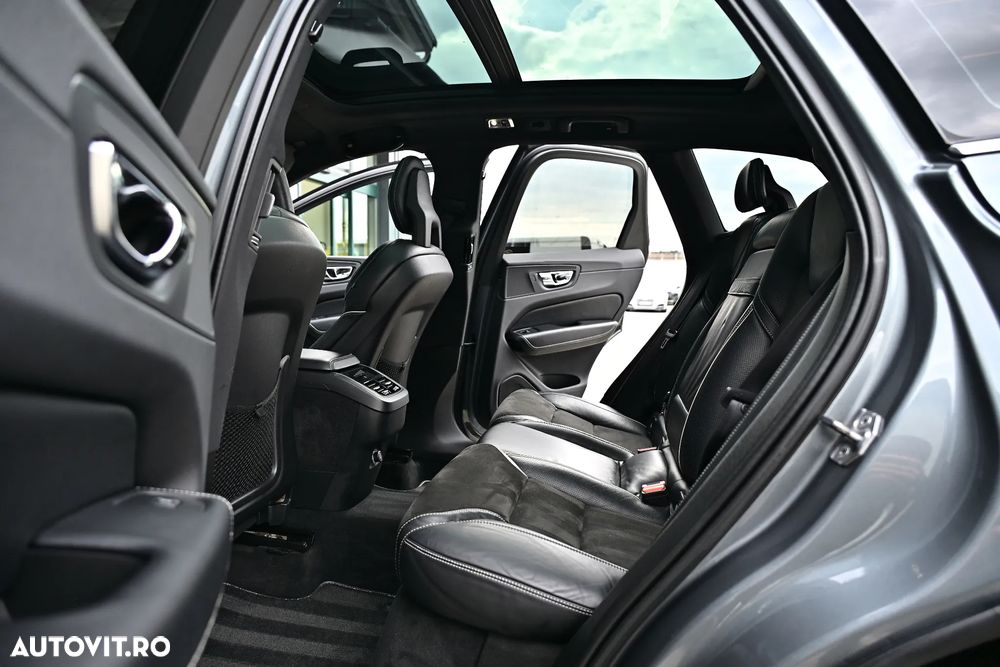 Volvo XC 60 D5 AWD R-Design - 18