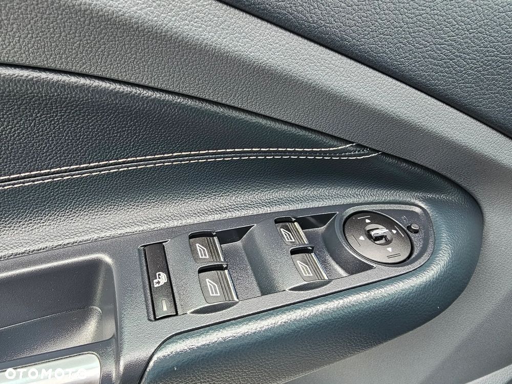 Ford C-MAX 1.6 TDCi Start-Stop-System Titanium - 11