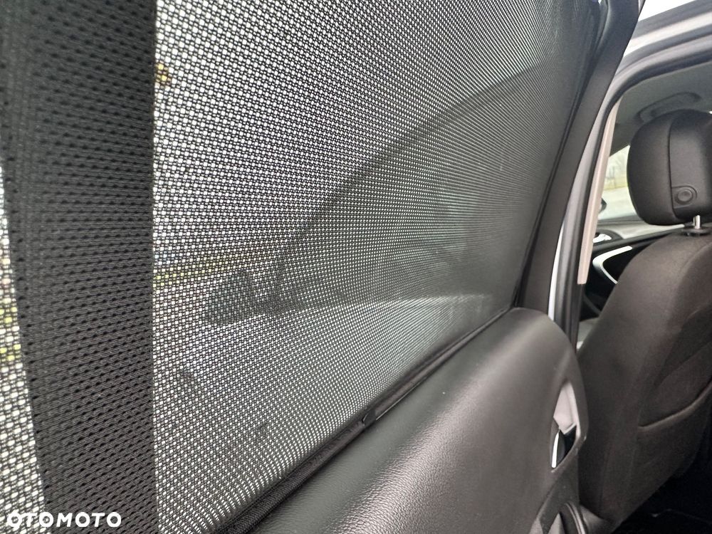 Opel Insignia 2.0 CDTI Edition - 10