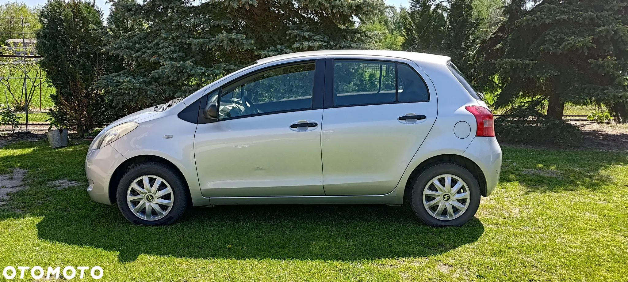 Toyota Yaris 1.0 Luna - 1