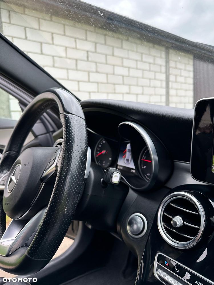 Mercedes-Benz Klasa C 220 d 9G-TRONIC AMG Line - 19