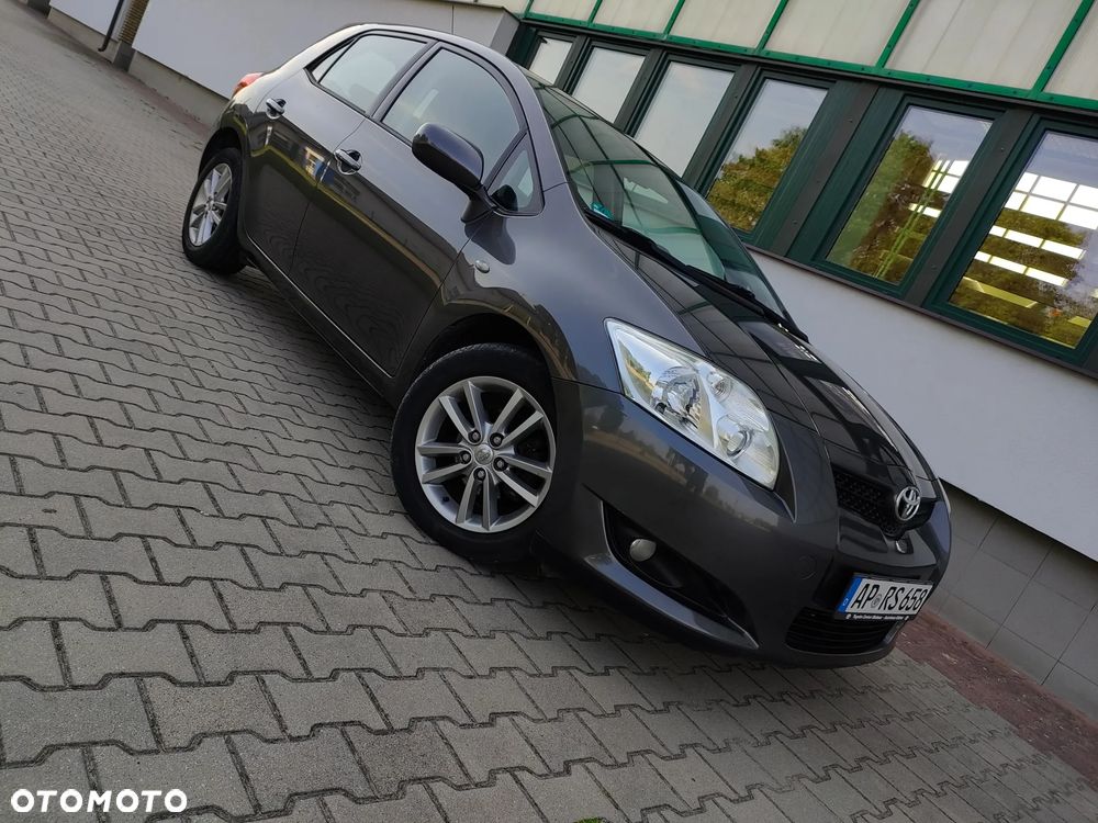 Toyota Auris 1.33 VVT-i - 9