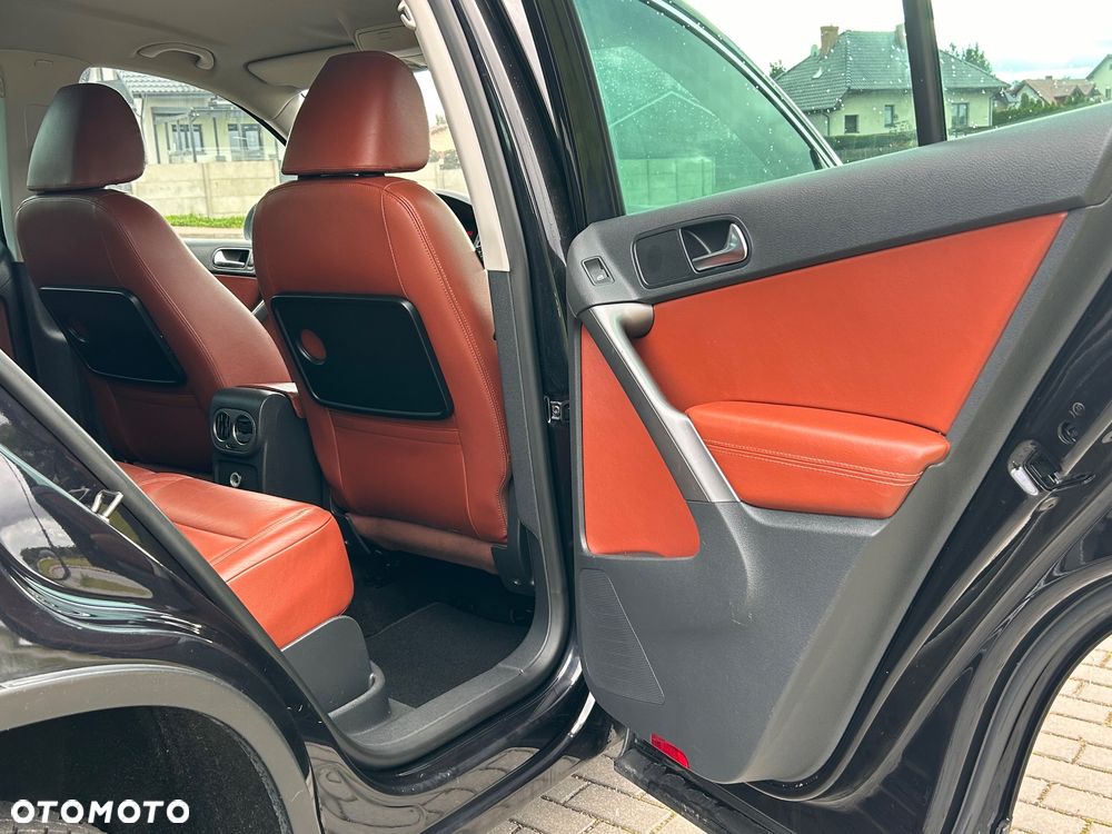 Volkswagen Tiguan - 24