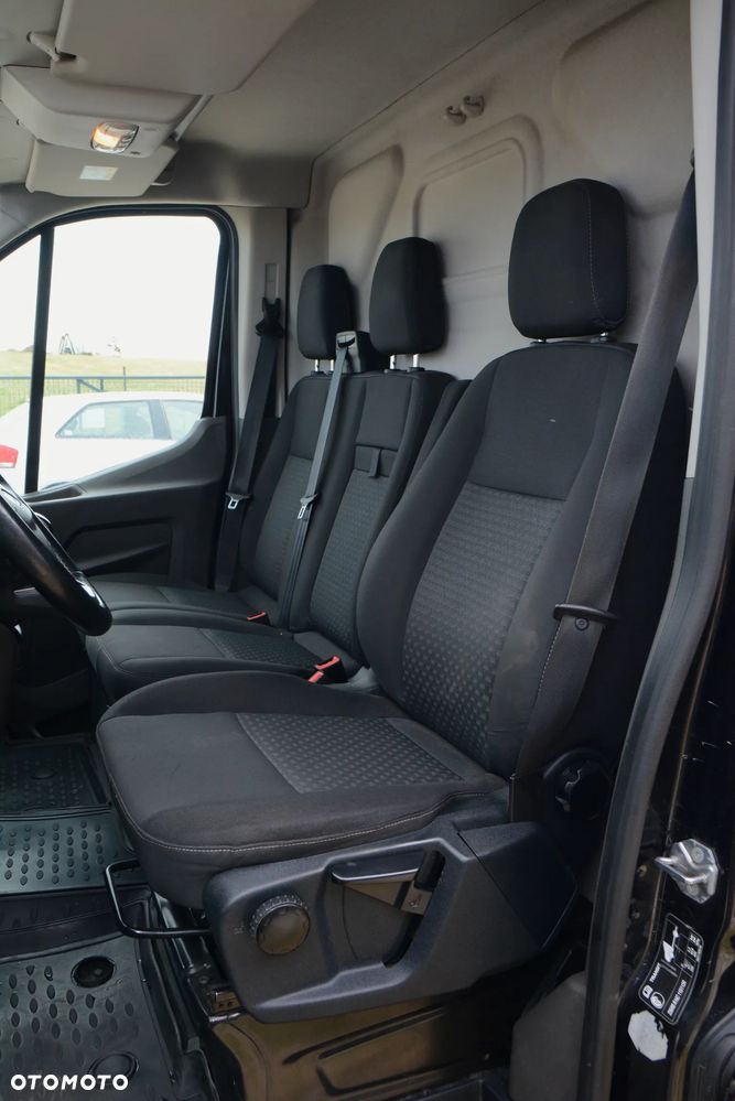 Ford Transit - 13