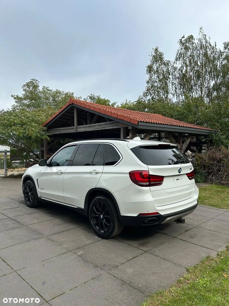 BMW X5 xDrive50i Sport-Aut - 1