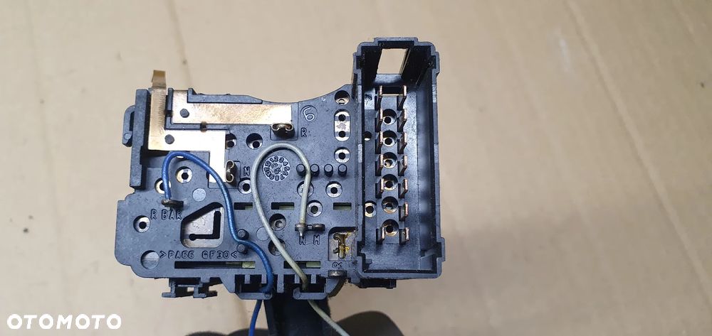 Przełącznik zespolony manetka świateł kierunkowskazów Renault Espace IV 7701048912 - 4