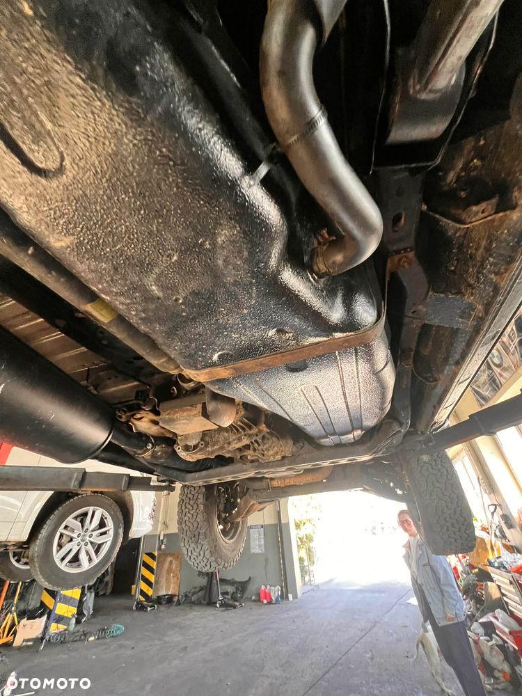 Mitsubishi Pajero 3.2 DI-D Automatik Dakar - 18