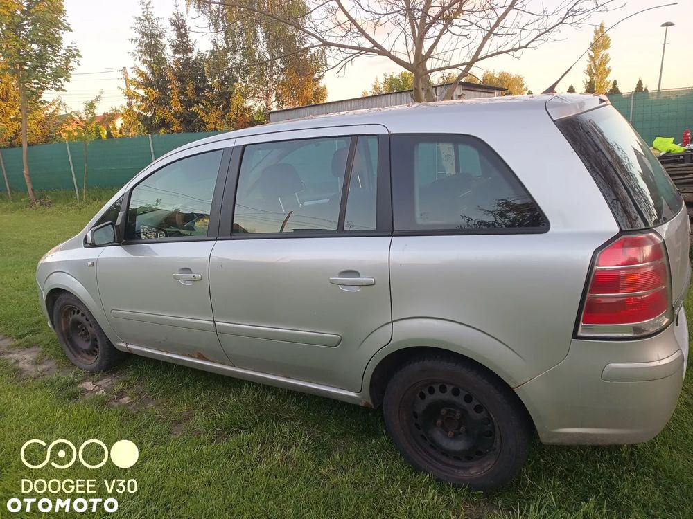 Opel Zafira 1.9 CDTI Enjoy - 2