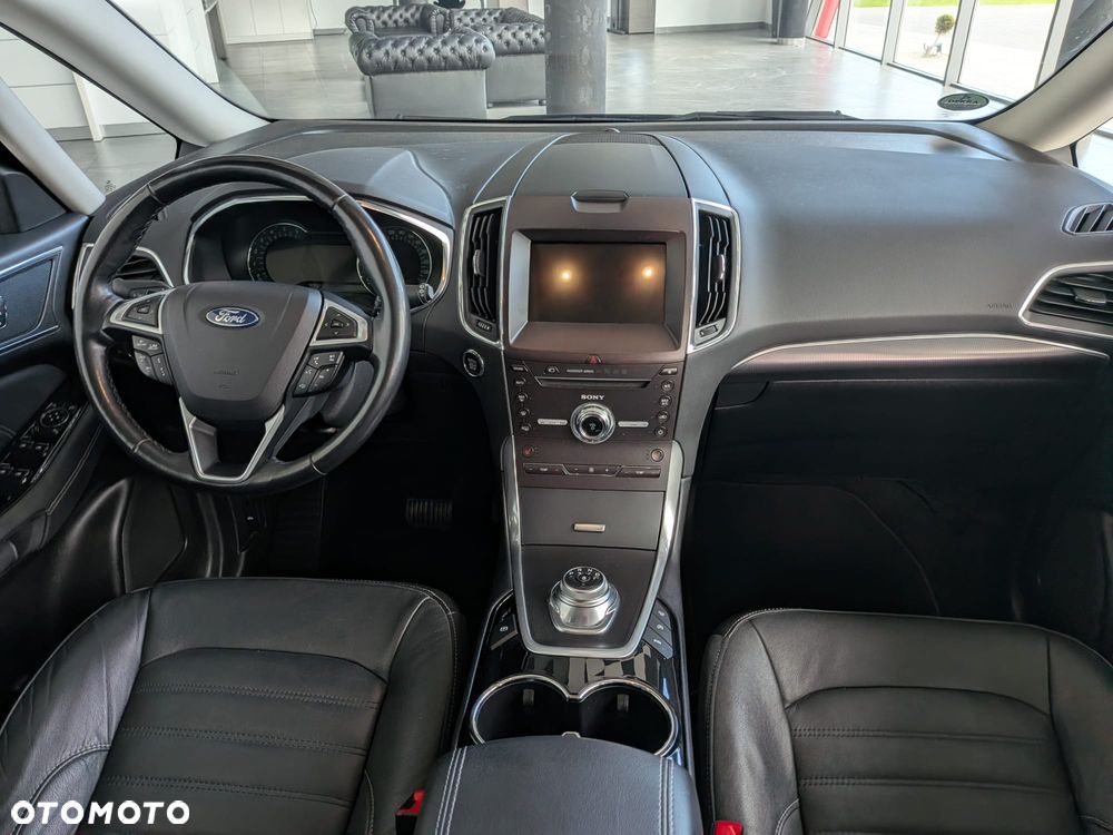 Ford Galaxy - 21
