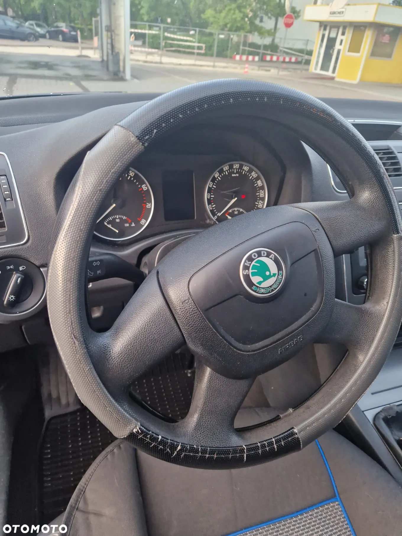 Skoda Octavia 1.6 - 9