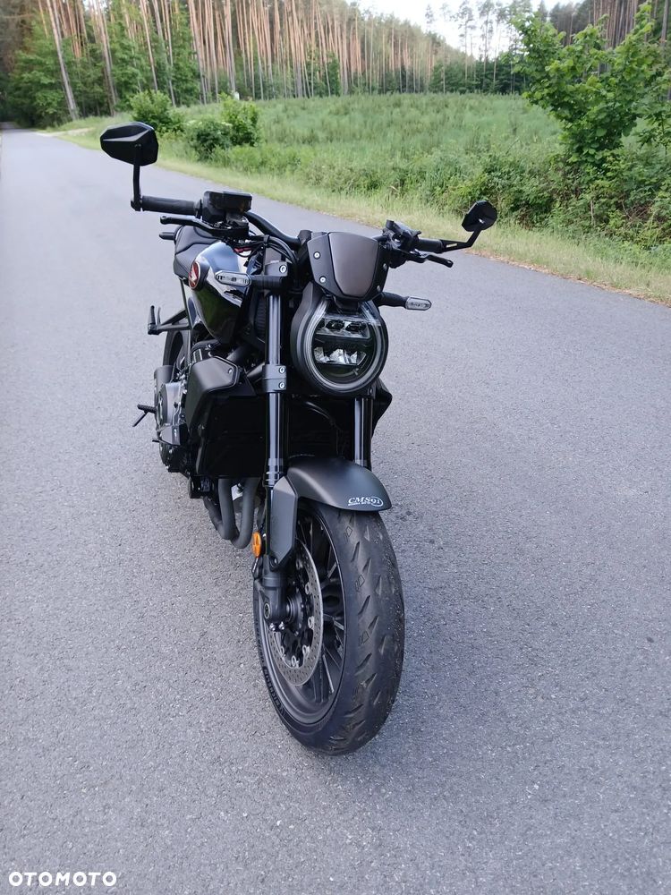Honda CB - 8
