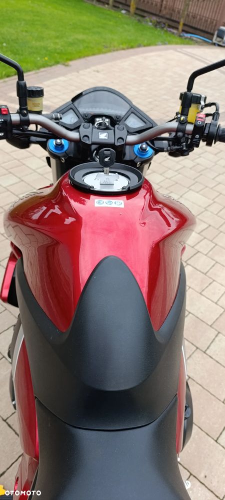 Honda CB - 9