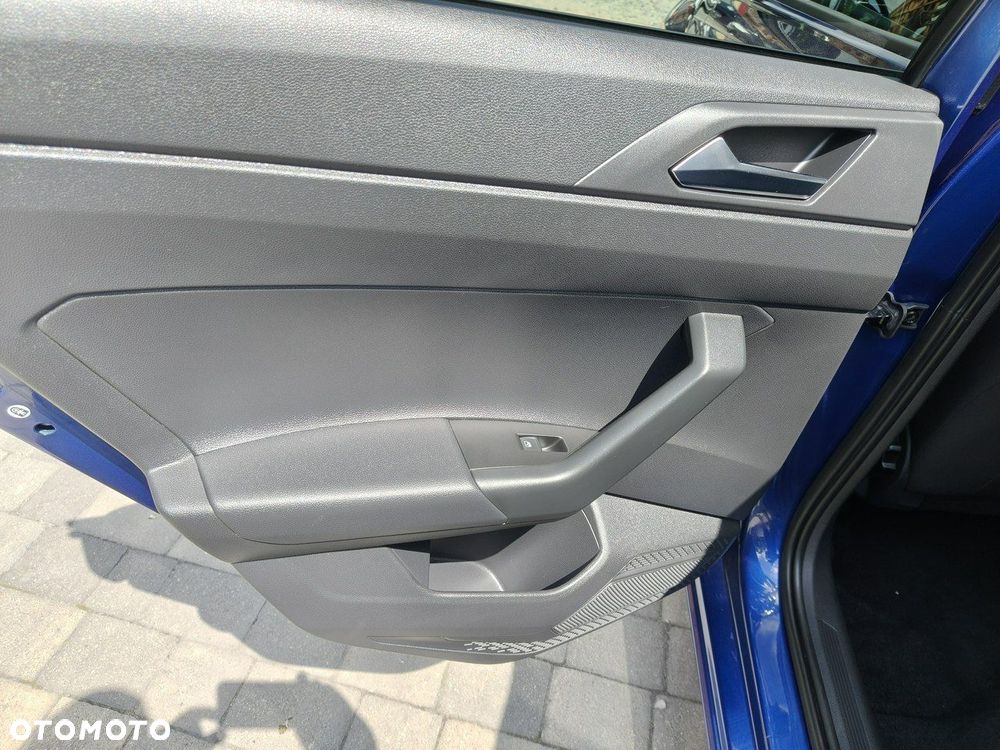 Volkswagen Polo 1.0 TSI Life - 29