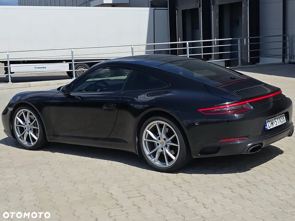 Porsche 911 Carrera PDK - 3