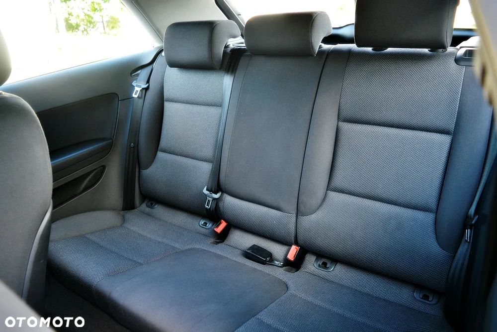 Audi A3 3-drzwiowe 1.6 TDI 99g DPF - 13