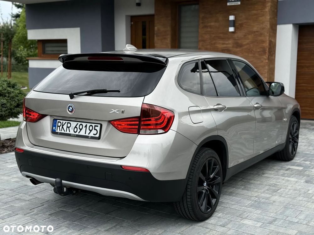 BMW X1 sDrive18i - 6