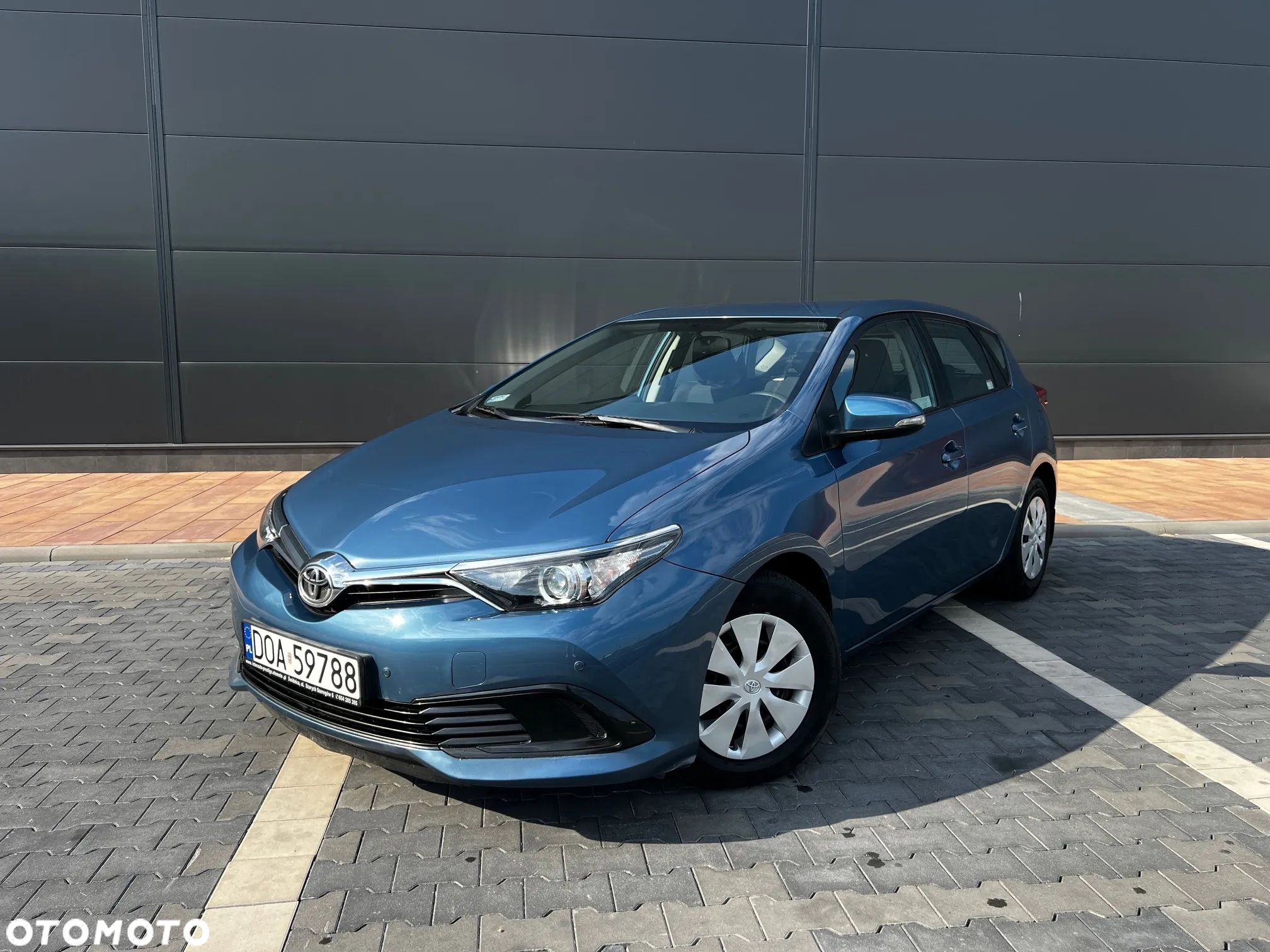 Toyota Auris 1.33 VVT-i Active - 1