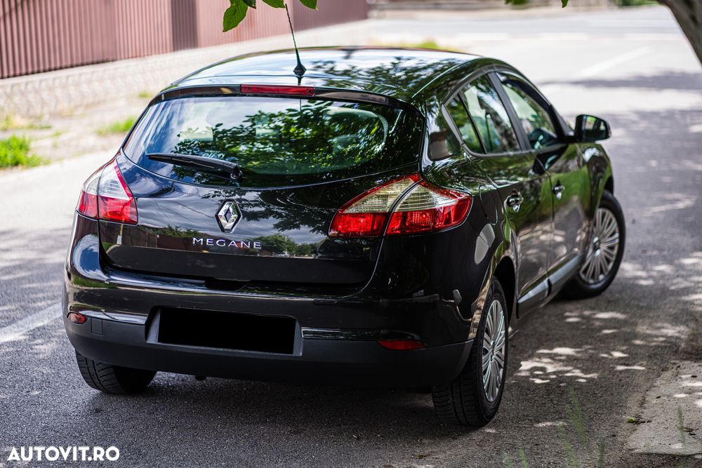 Renault Megane 1.6 16V 100 Expression - 2