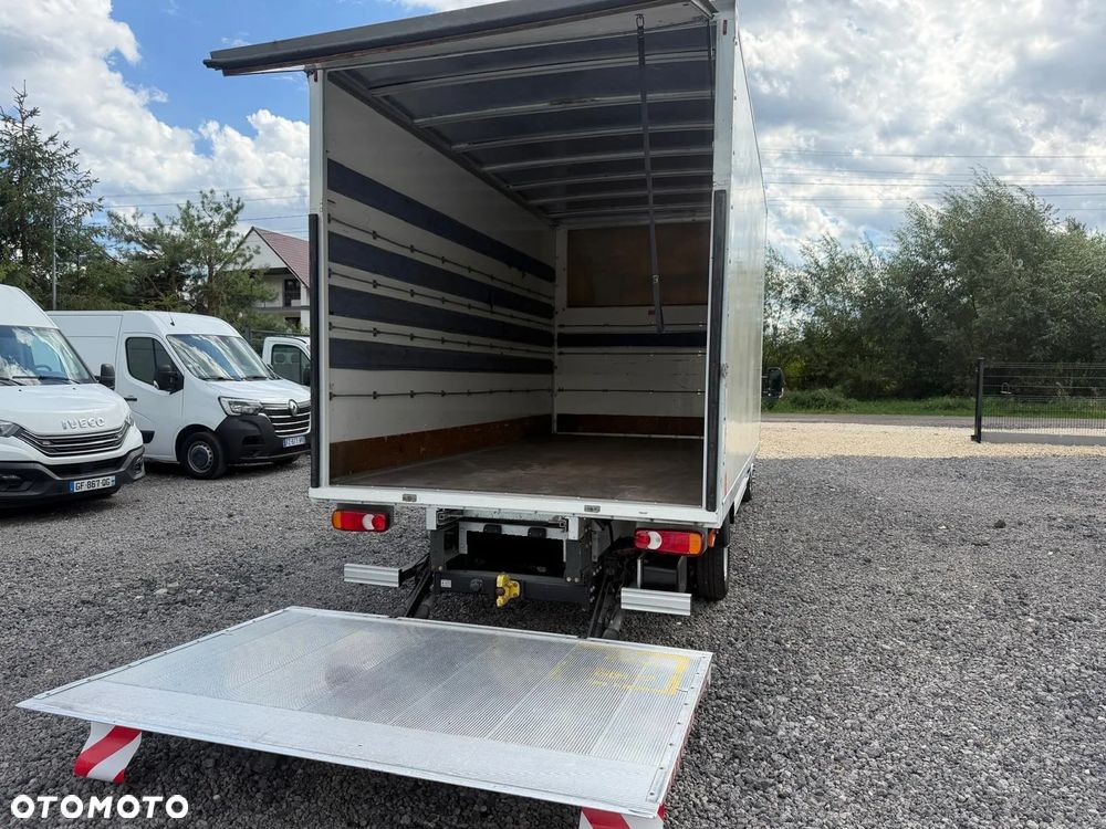Renault NV400 / Master / Kontener / Winda / 2.3D / 165 KM / Hak / Kamera / FV23% - 12