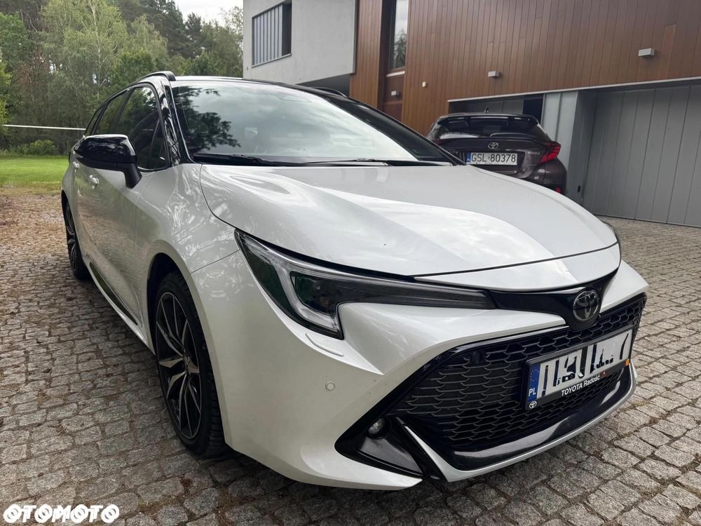 Toyota Corolla 2.0 Hybrid GR Sport - 3