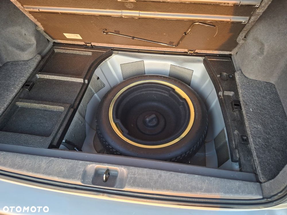 Subaru Legacy 2.0GL 16v 4x4 - 29