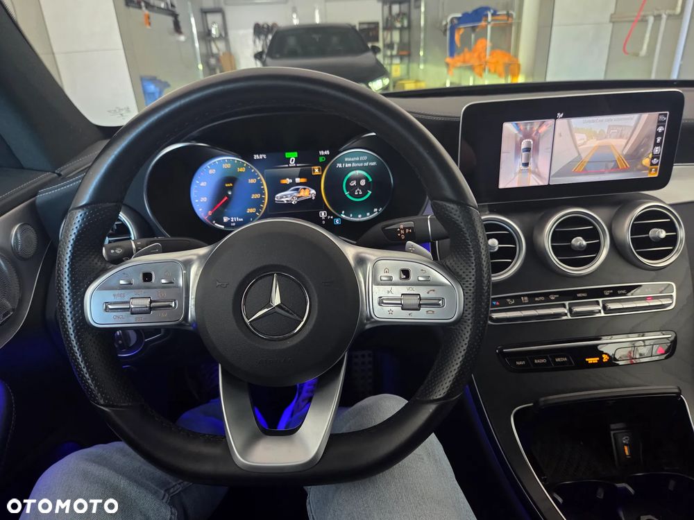 Mercedes-Benz Klasa C 300 4MATIC 9G-TRONIC - 12