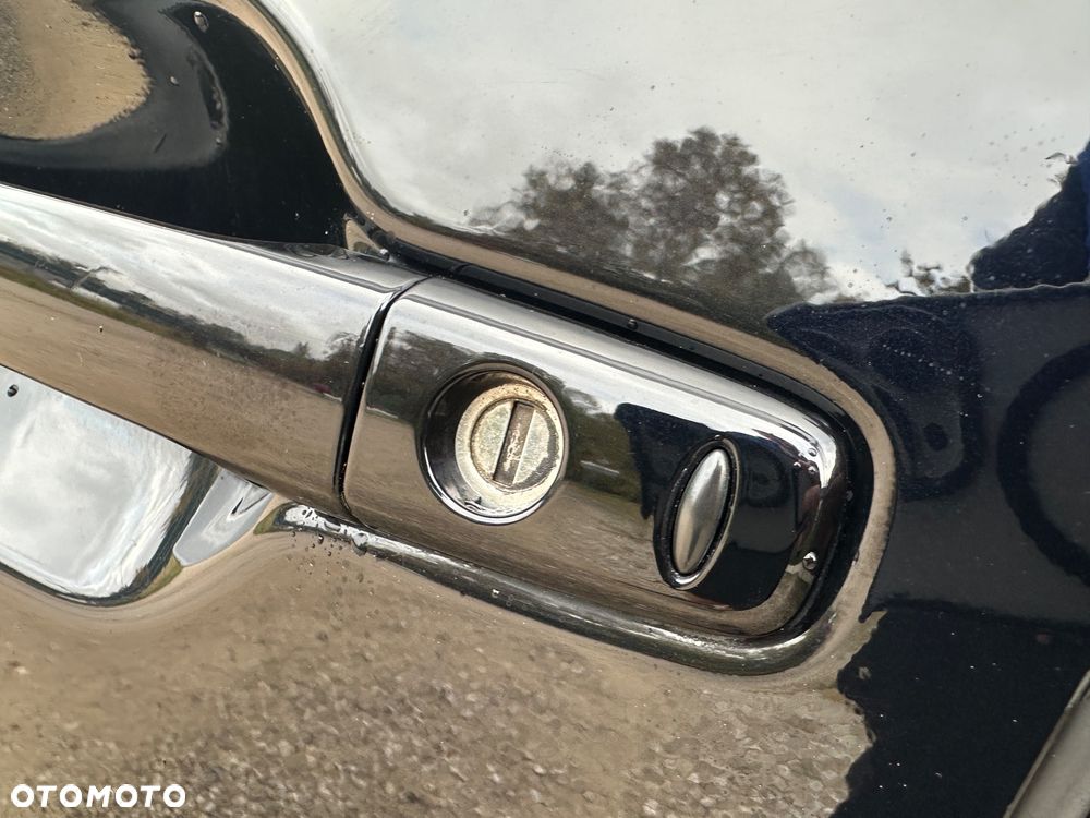 Mitsubishi Outlander 2.0 4WD Top - 17