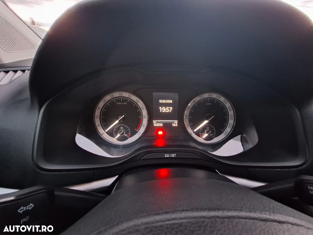 Skoda Karoq 2.0 TDI SCR 4x4 Style - 28