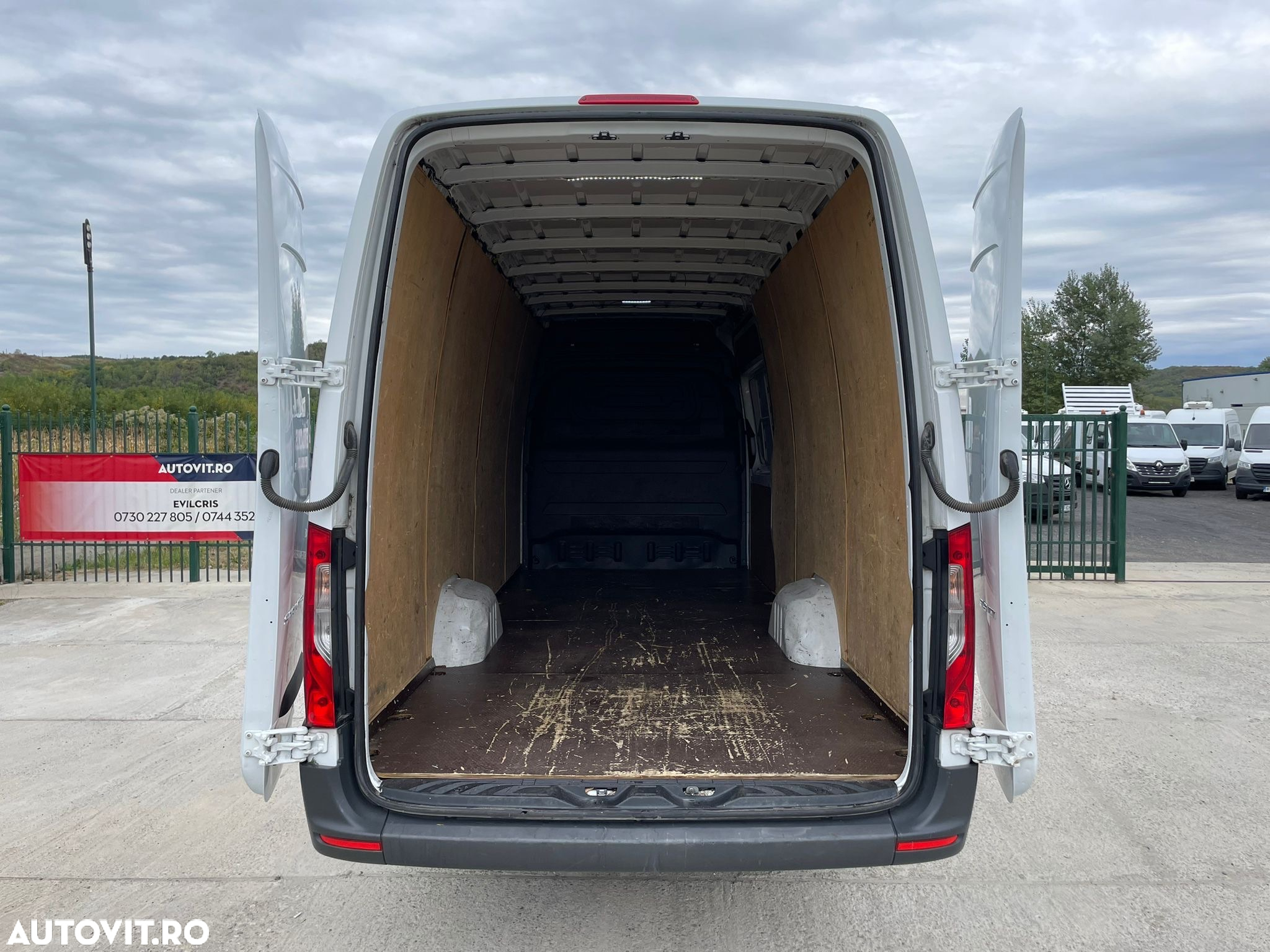 Mercedes-Benz Sprinter 316 CDI EXTRALUNG - 11