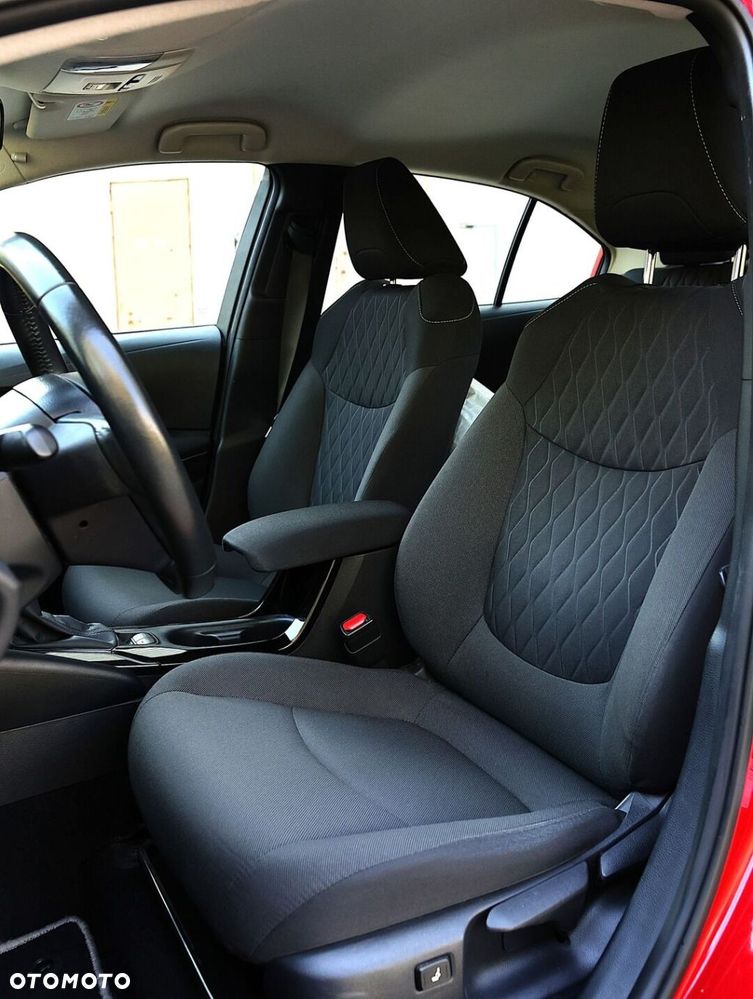 Toyota Corolla 1.8 Hybrid Comfort - 18