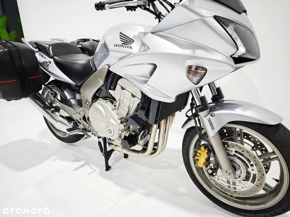 Honda CBF - 8
