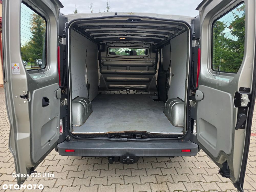 Renault Trafic - 19