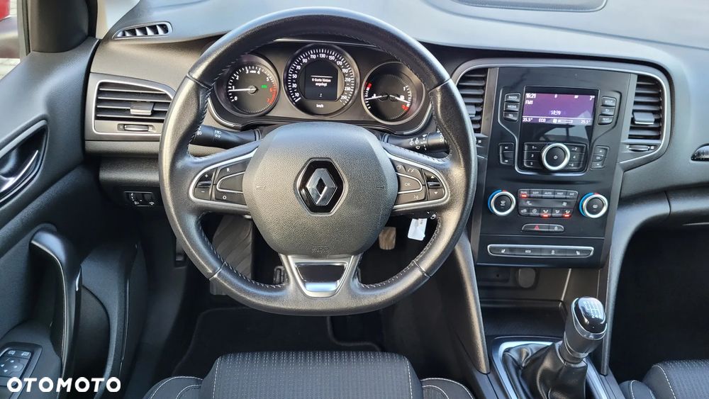 Renault Megane 1.2 Energy TCe Life - 23