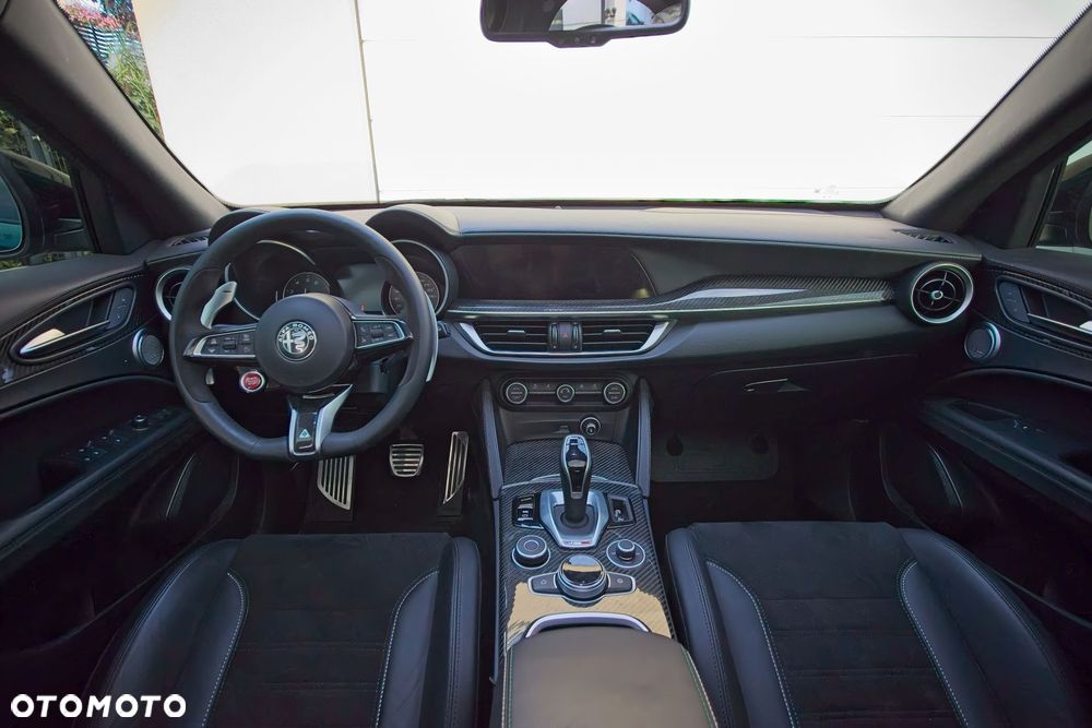 Alfa Romeo Stelvio 2.9 V6 Bi-Turbo Quadrifoglio Q4 - 13