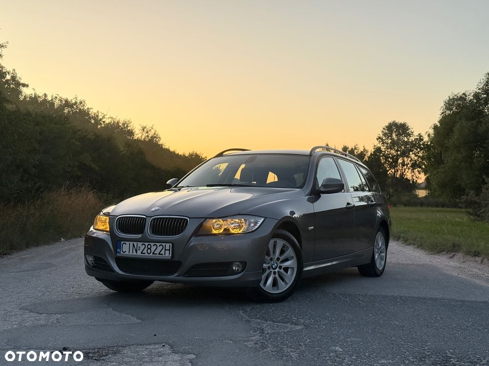 BMW Seria 3 316i - 1