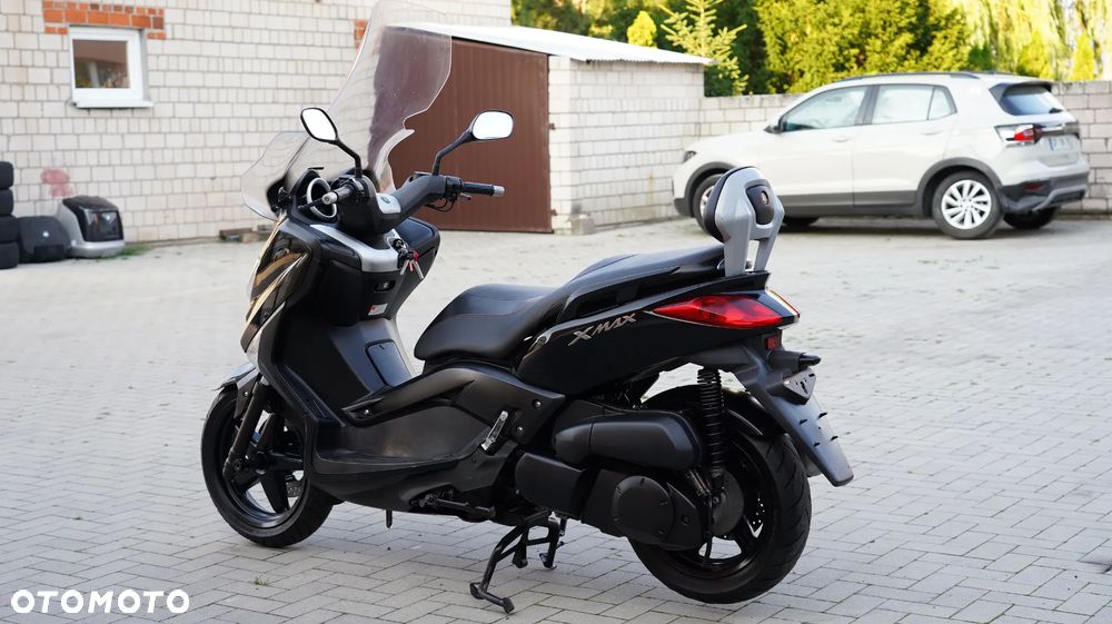 Yamaha X-max - 9