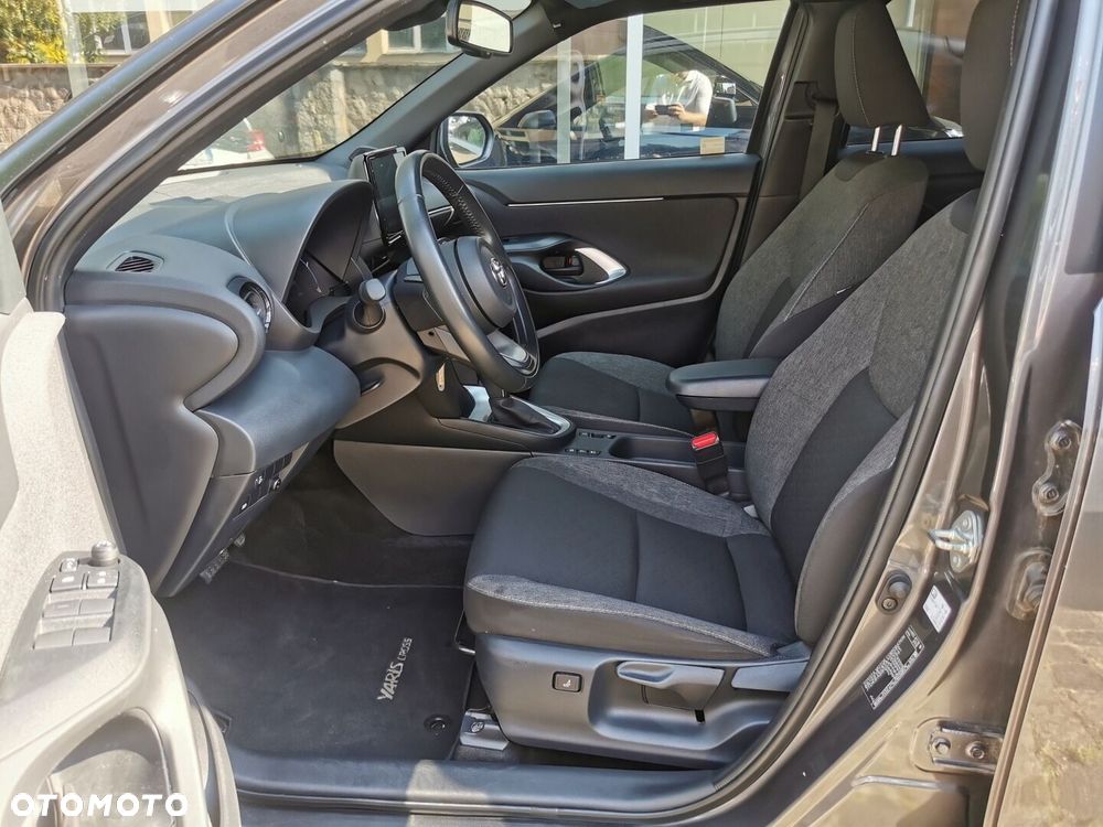 Toyota Yaris Cross Hybrid 1.5 Comfort - 12