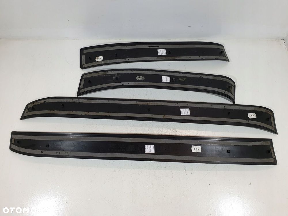 LISTWY NAKŁADKI PROGOWE 8E0853374 AUDI A4 B6 EUR KOMPLET - 8