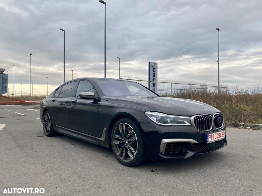 BMW M7 M760Li xDrive - 2