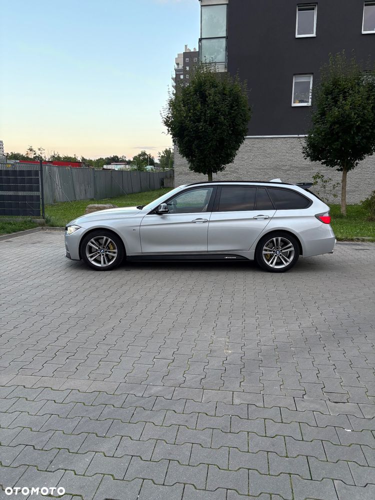 BMW Seria 3 330i xDrive M Sport Sport - 7