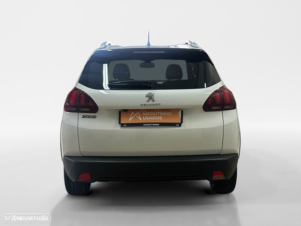 Peugeot 2008 1.5 BlueHDi Signature - 4