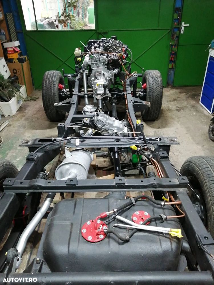 Suzuki Samurai - 10