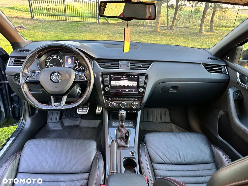 Skoda Octavia 2.0 TSI RS DSG - 10