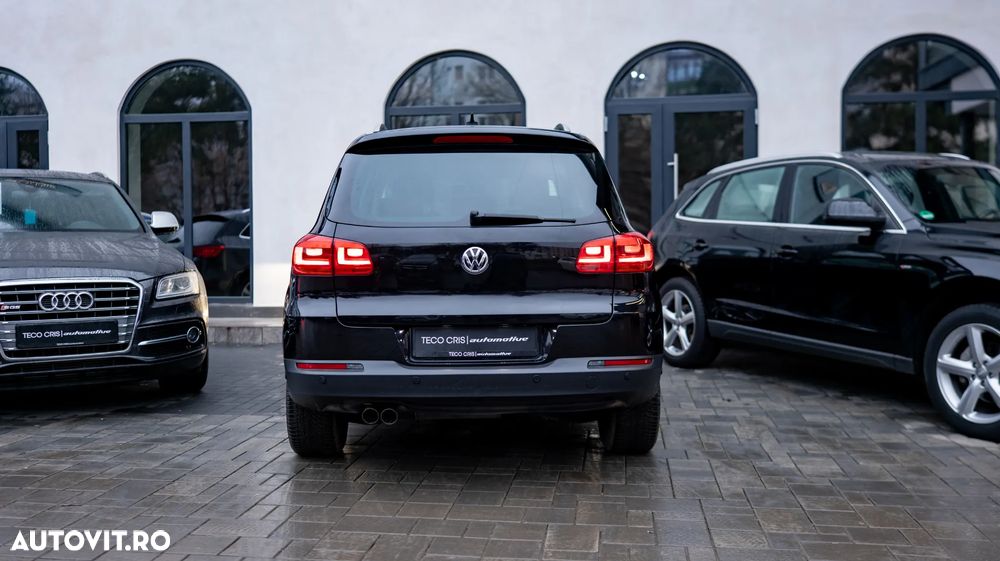 Volkswagen Tiguan 2.0 TDI DPF 4Motion BlueMotion Technology DSG Sport & Style - 4