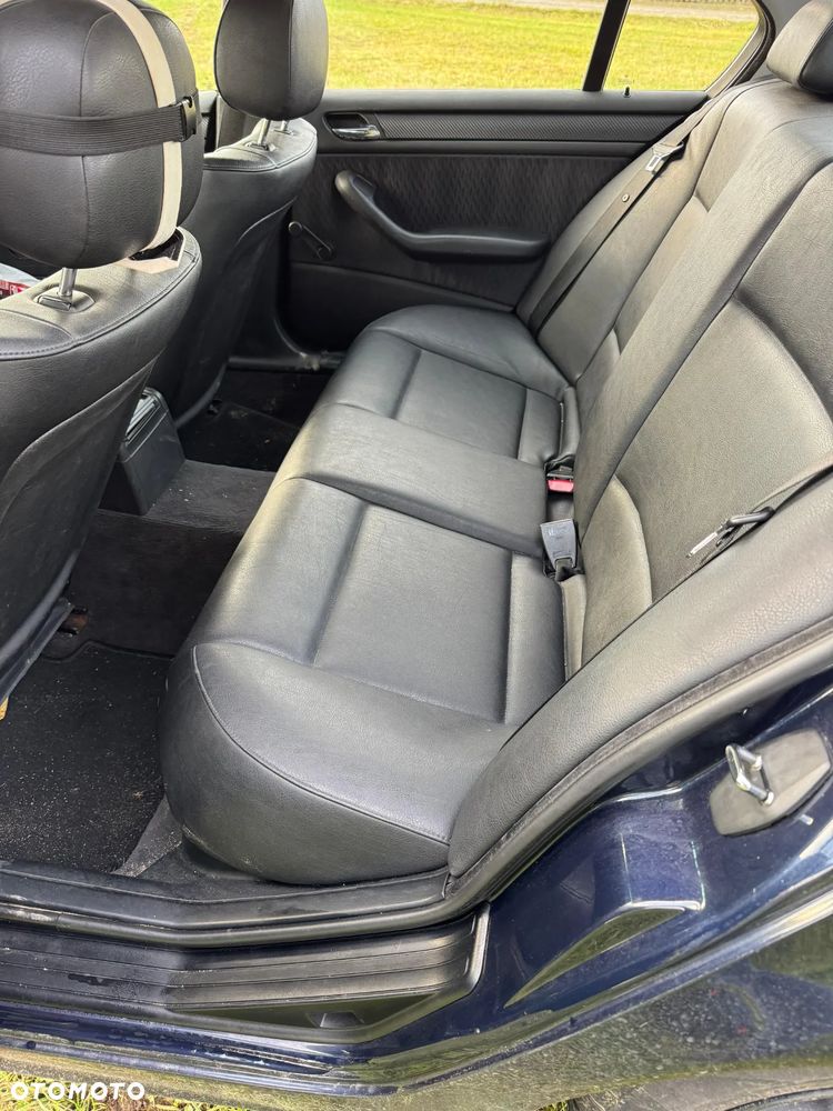 BMW Seria 3 316i - 7