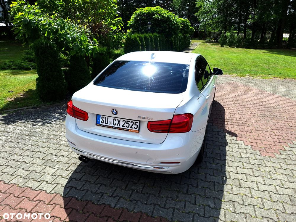 BMW Seria 3 320i Luxury Line - 6