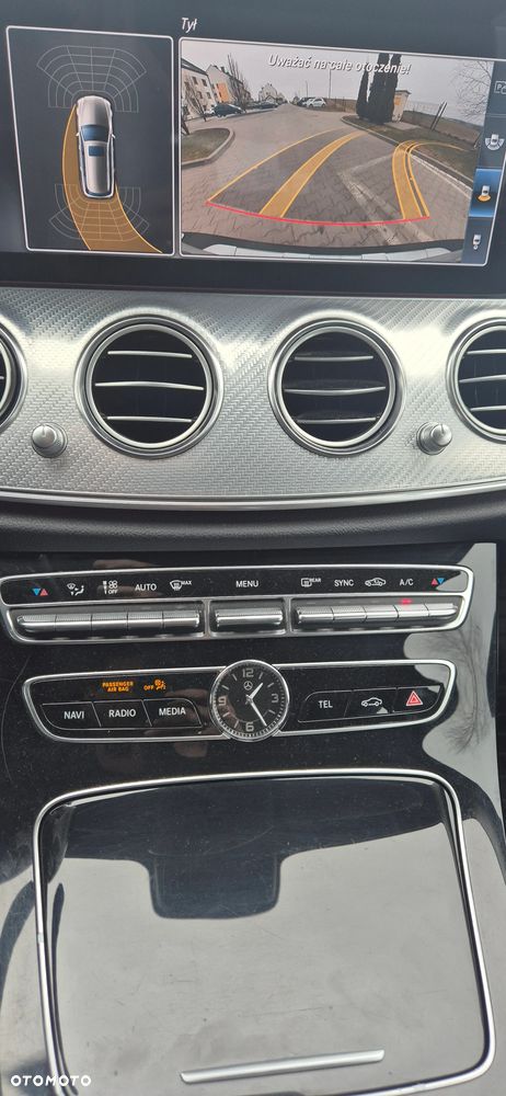 Mercedes-Benz Klasa E 220 d 4-Matic All-Terrain - 21